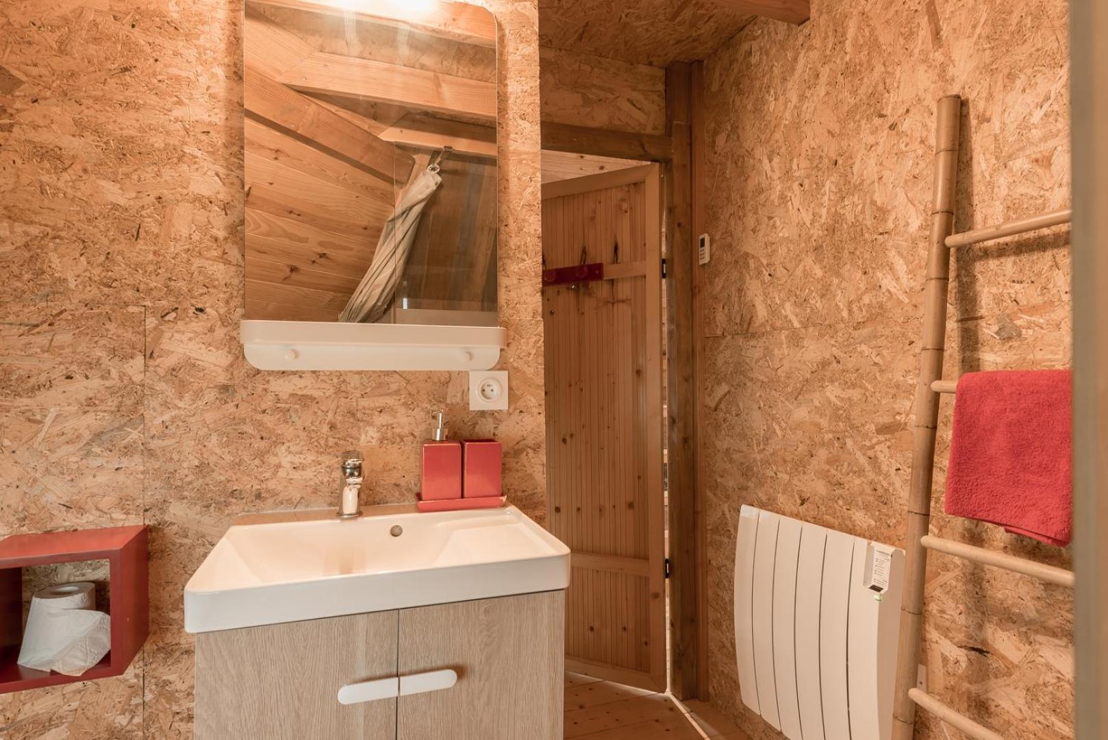 Kota Guest House Morannes sur Sarthe-Daumeray Exterior photo
